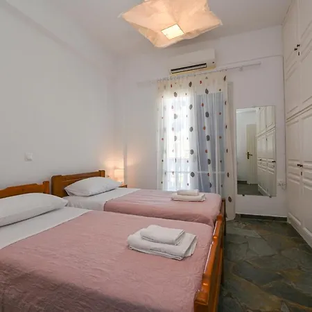Sunny House In Agkali Bay Apartment *