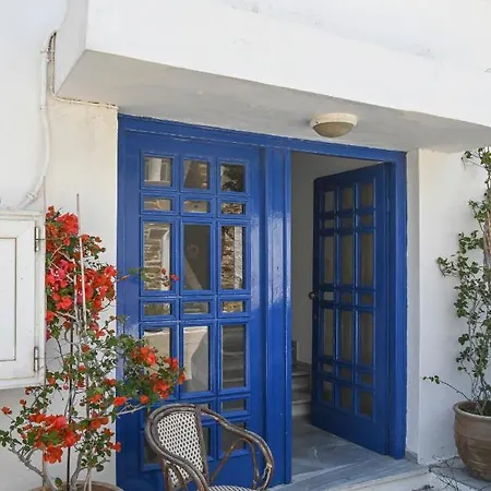 Sunny House In Agkali Bay Apartment Tinos