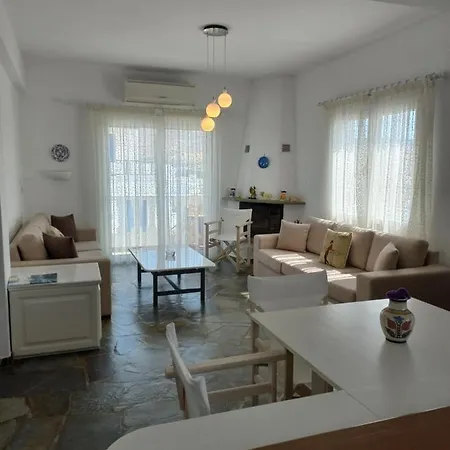 Apartment Sunny House In Agkali Bay Tinos